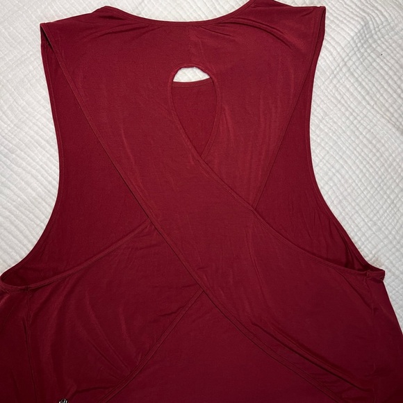 BuffBunny Maroon Workout Tank XXL - Picture 2 of 6